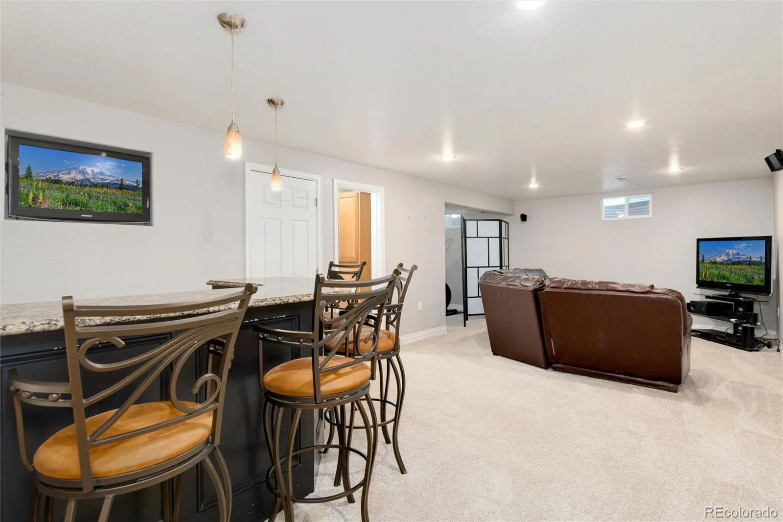 7664 S Race Street Centennial CO 80122 | MLS #REC2210322 09232026094913 1600 24