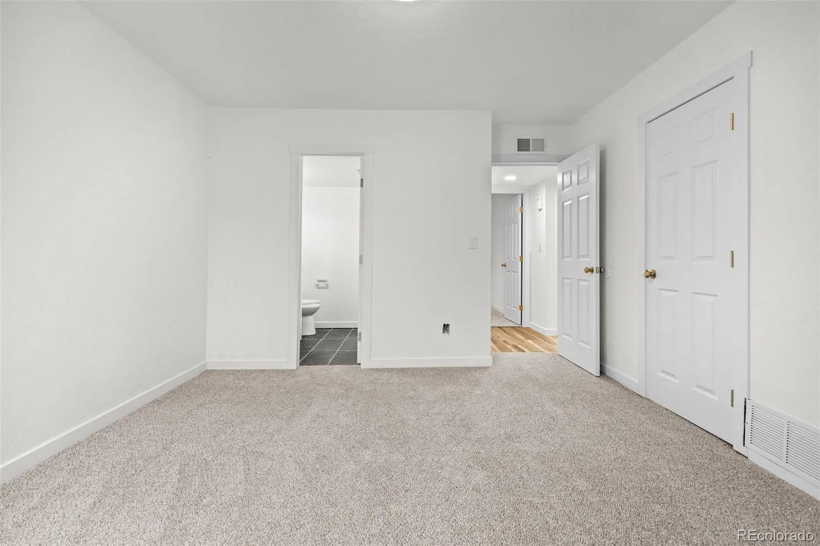 1283 Racine Street Aurora CO 80011 | MLS #REC2218612 10022026153427 1600 18