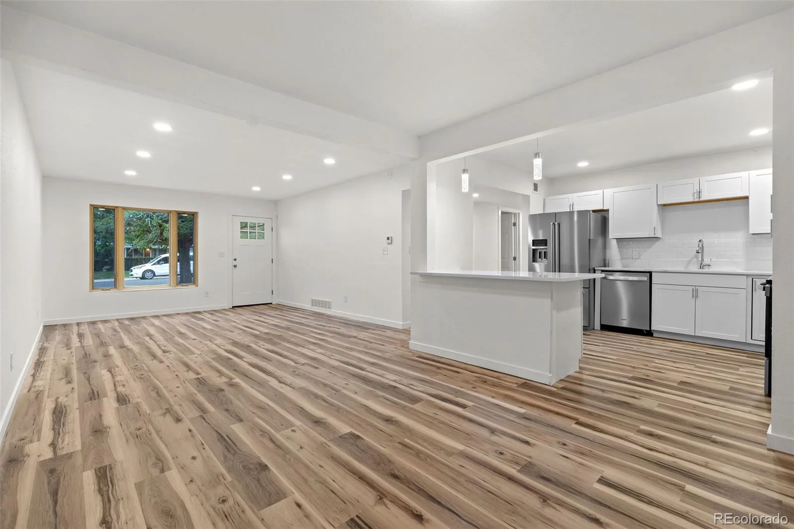 1283 Racine Street Aurora CO 80011 | MLS #REC2218612 10022026153427 1600 7