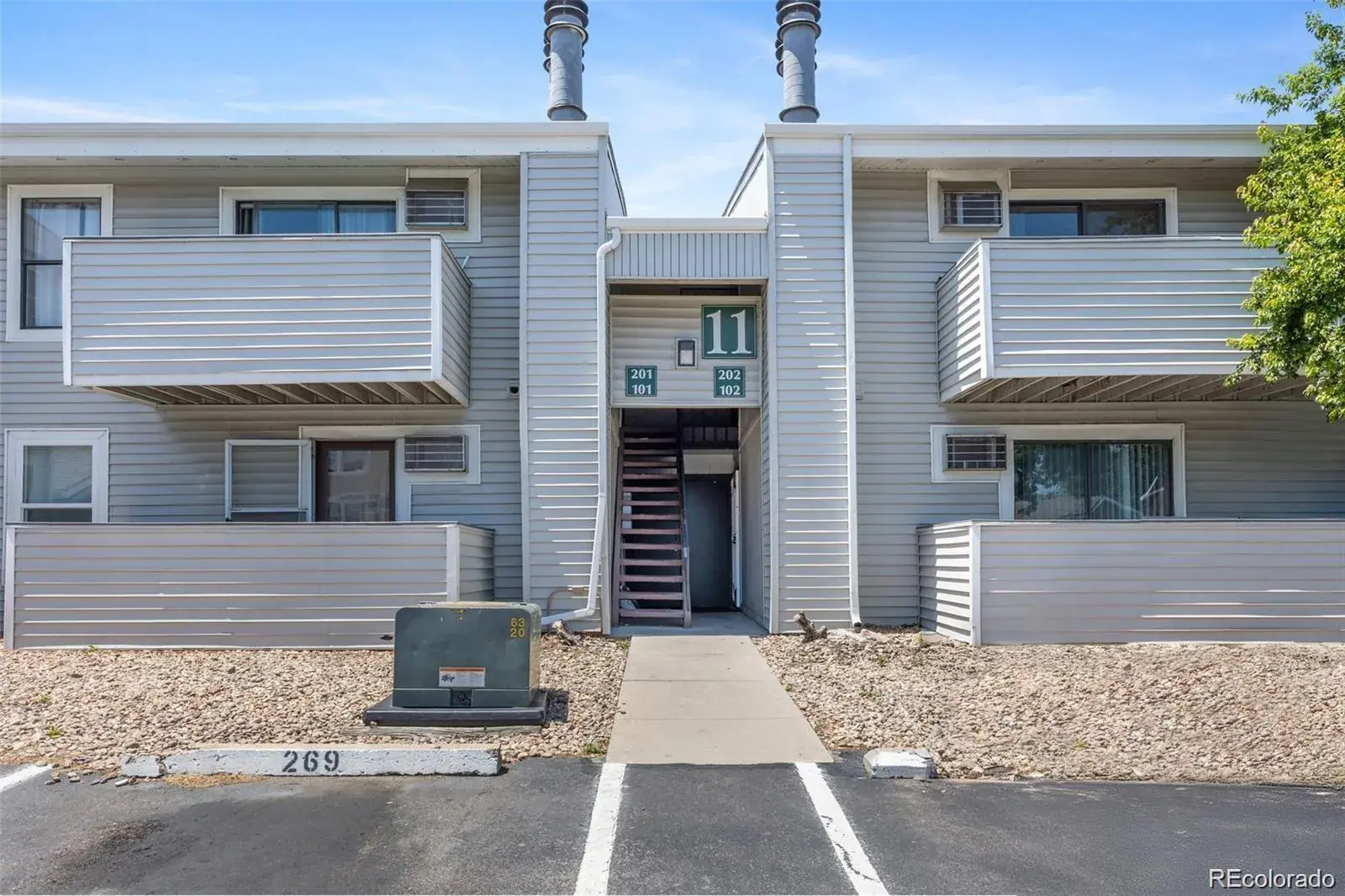 10150 E Virginia Avenue #11-202 Denver CO 80247 MLS #REC2218702 01132026174920 1600 16