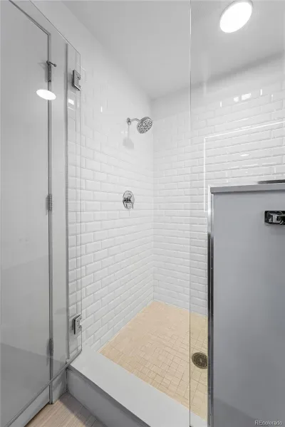 03272026232615 800 20