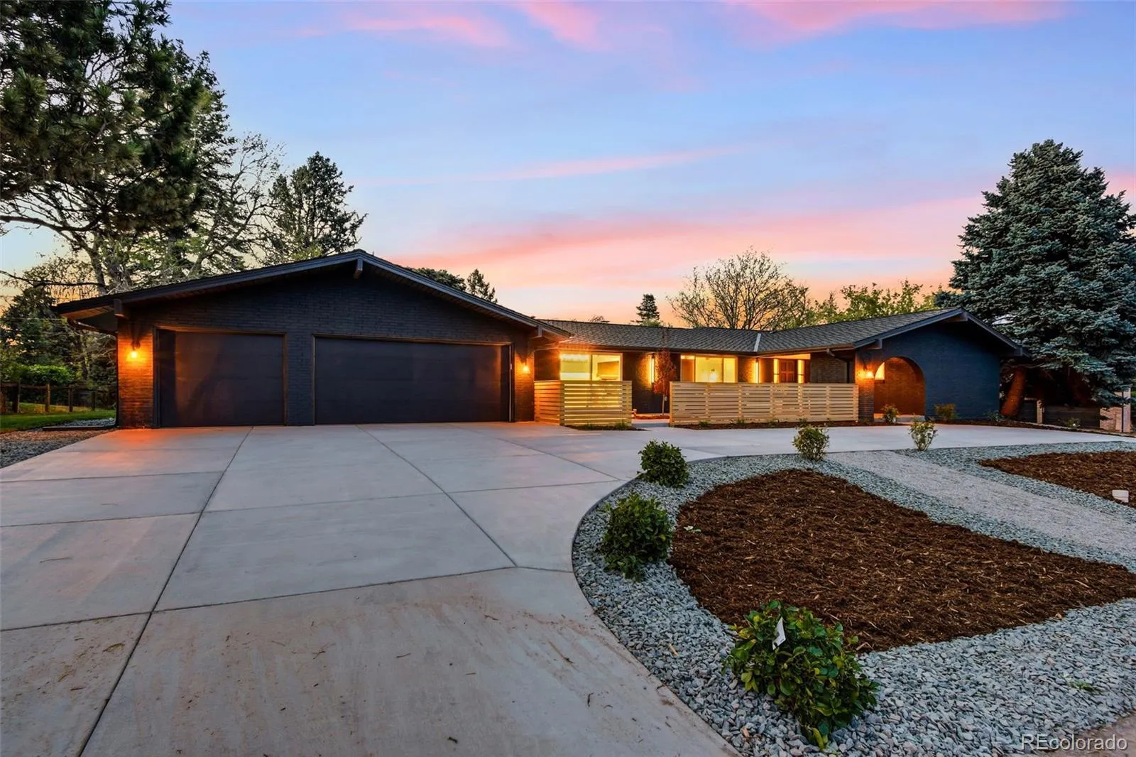 04172026210001 1600 3