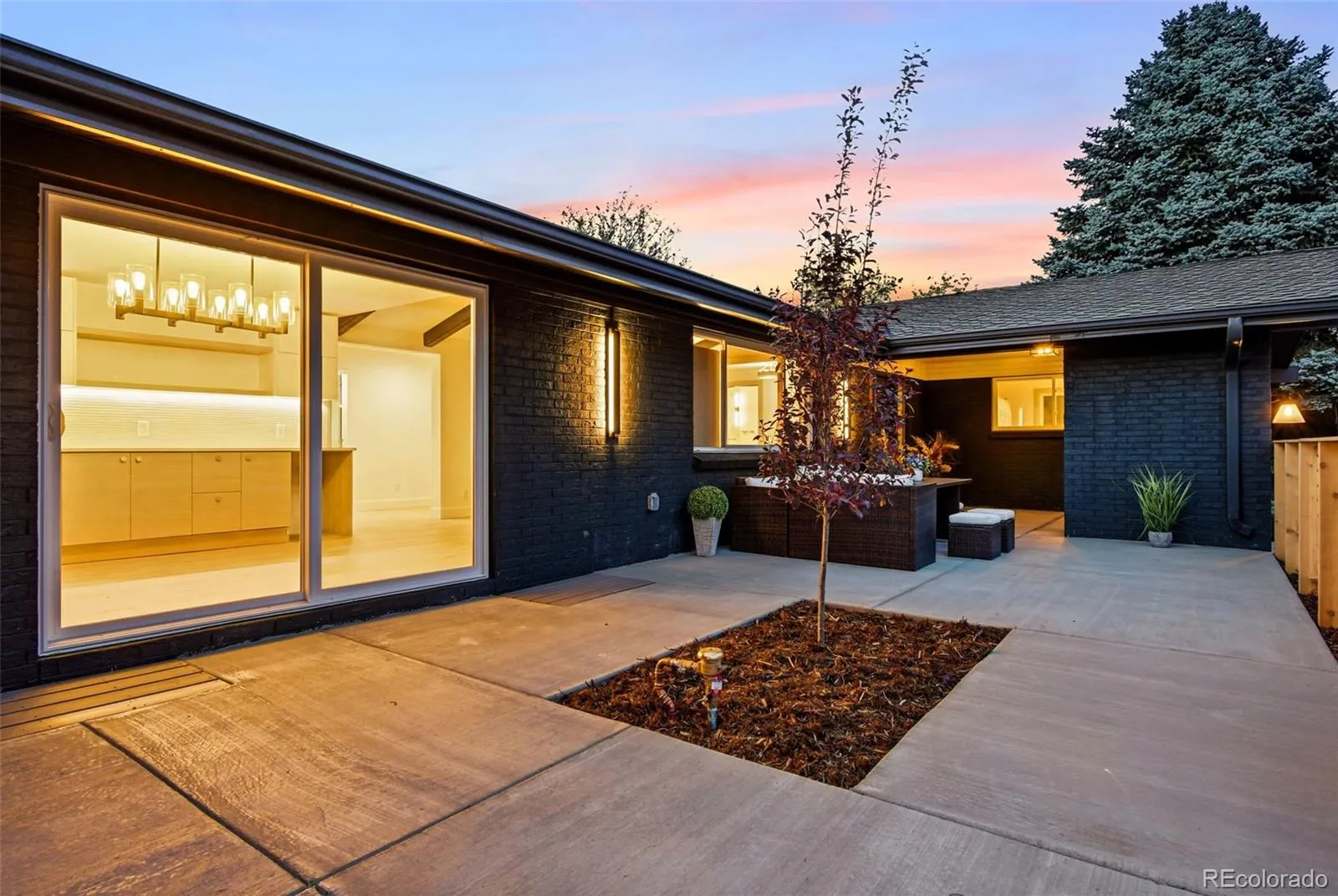 04172026210001 1600 7