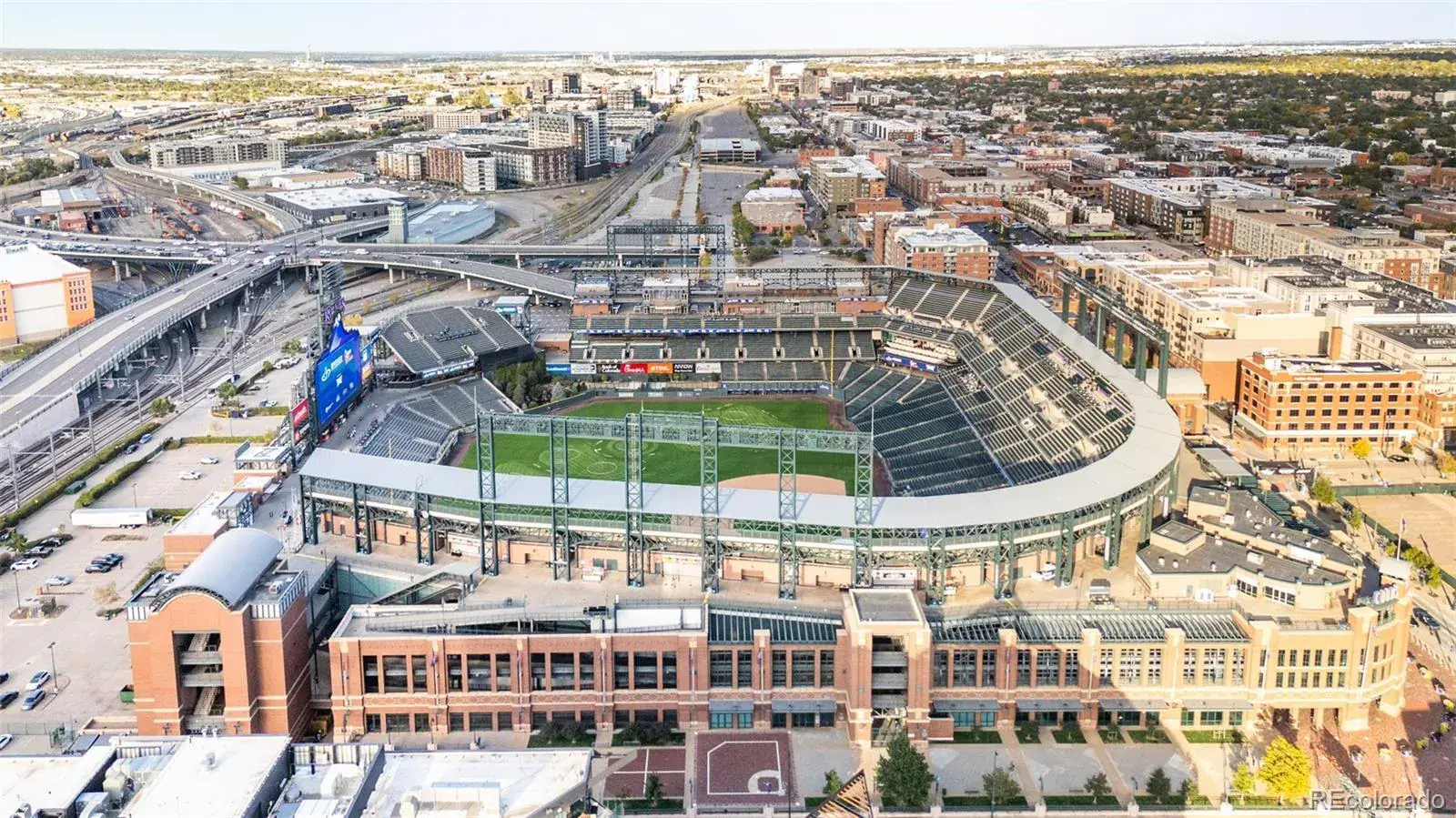 10072025234141 1600 32