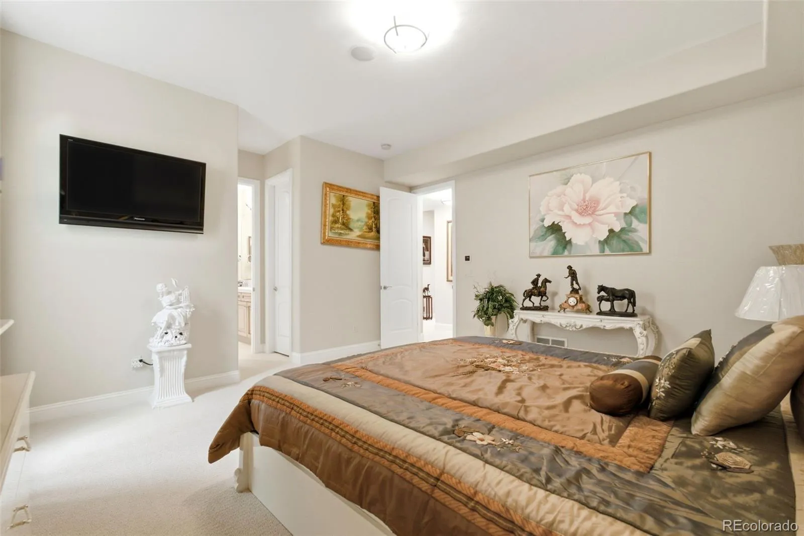 39 Royal Ann Drive Greenwood Village CO 80111 MLS #REC2221382 04162026143156 1600 45
