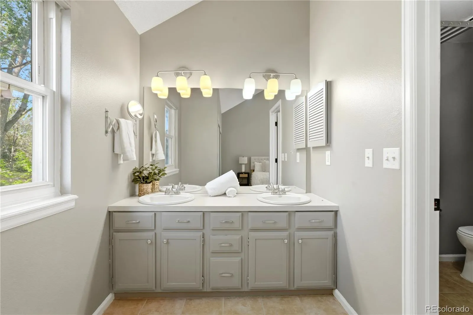 3343 E Euclid Place Centennial CO 80121 MLS #REC2224175 05112026183529 1600 24