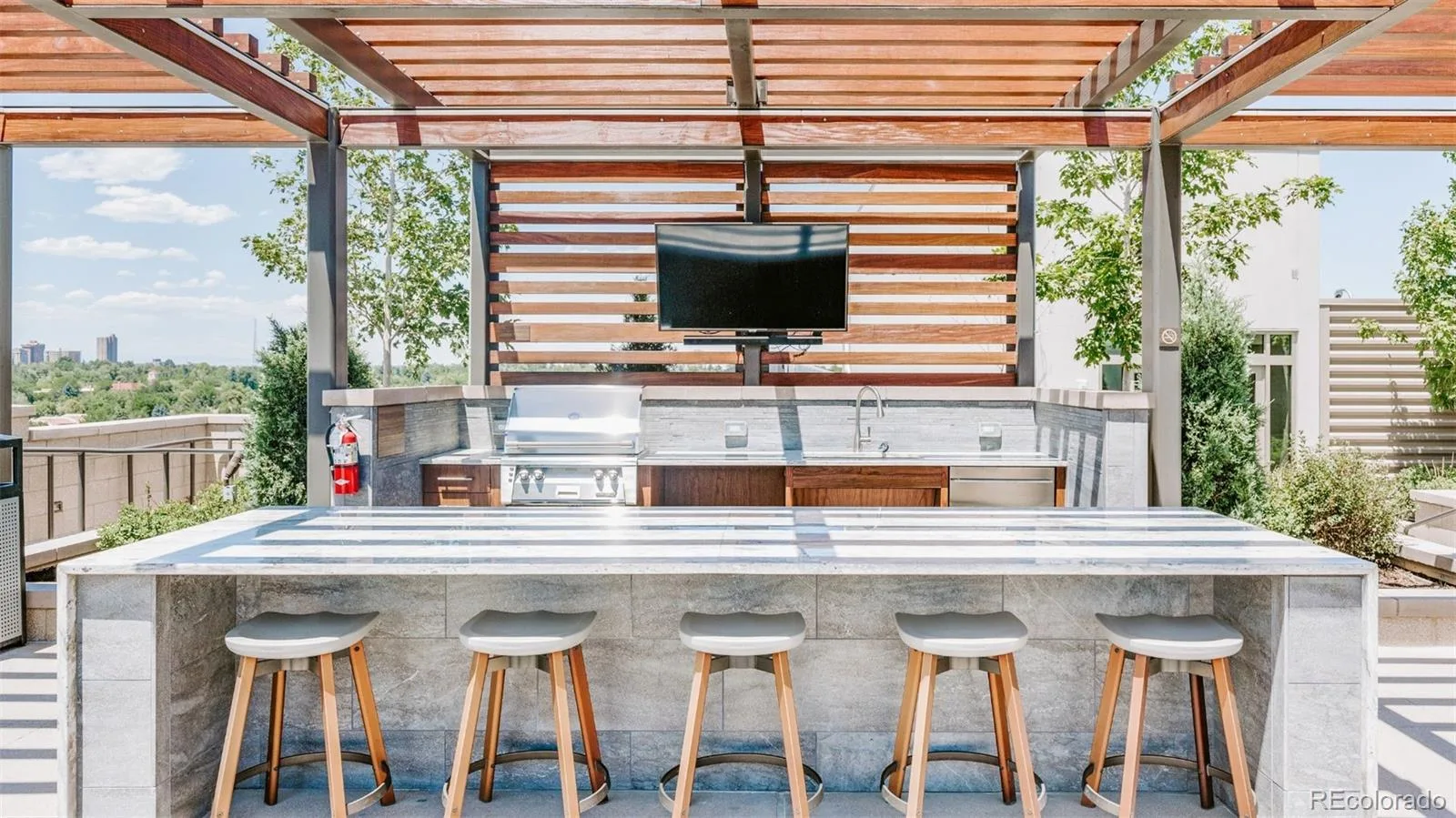 210 Saint Paul Street #206 Denver CO 80206 | MLS #REC2225963 10152026160048 1600 13