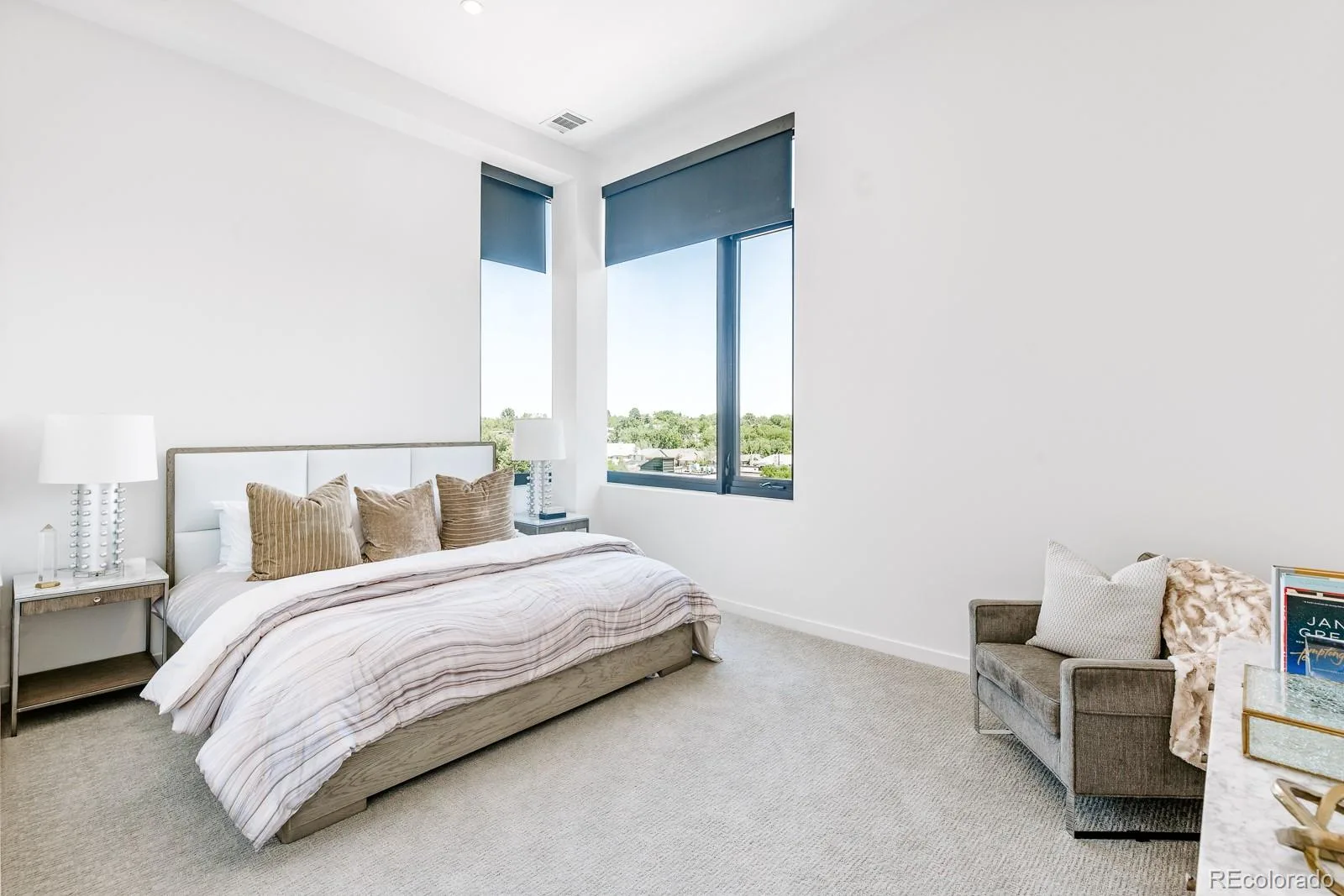 210 Saint Paul Street #206 Denver CO 80206 | MLS #REC2225963 10152026160048 1600 4
