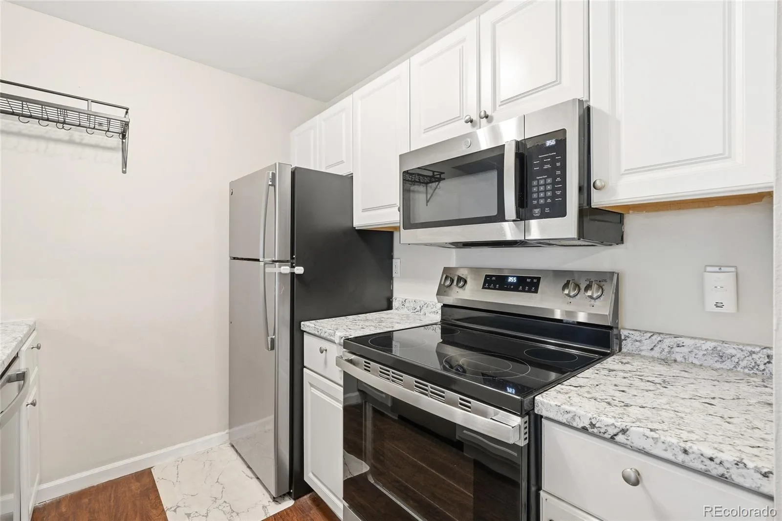 532 Oakwood Drive #D105 Castle Rock CO 80104 | MLS #REC2226042 06252026215636 1600 6