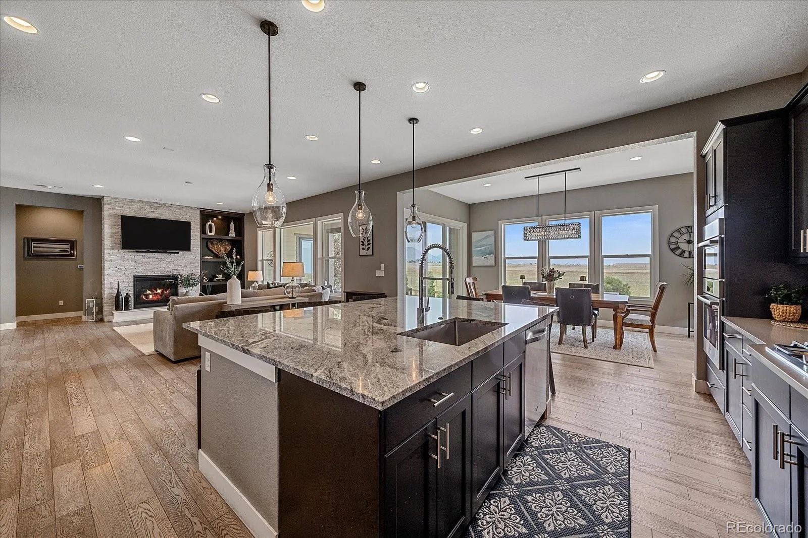 19661 W 95th Place Arvada CO 80007 | MLS #REC2226926 08102026151649 1600 13