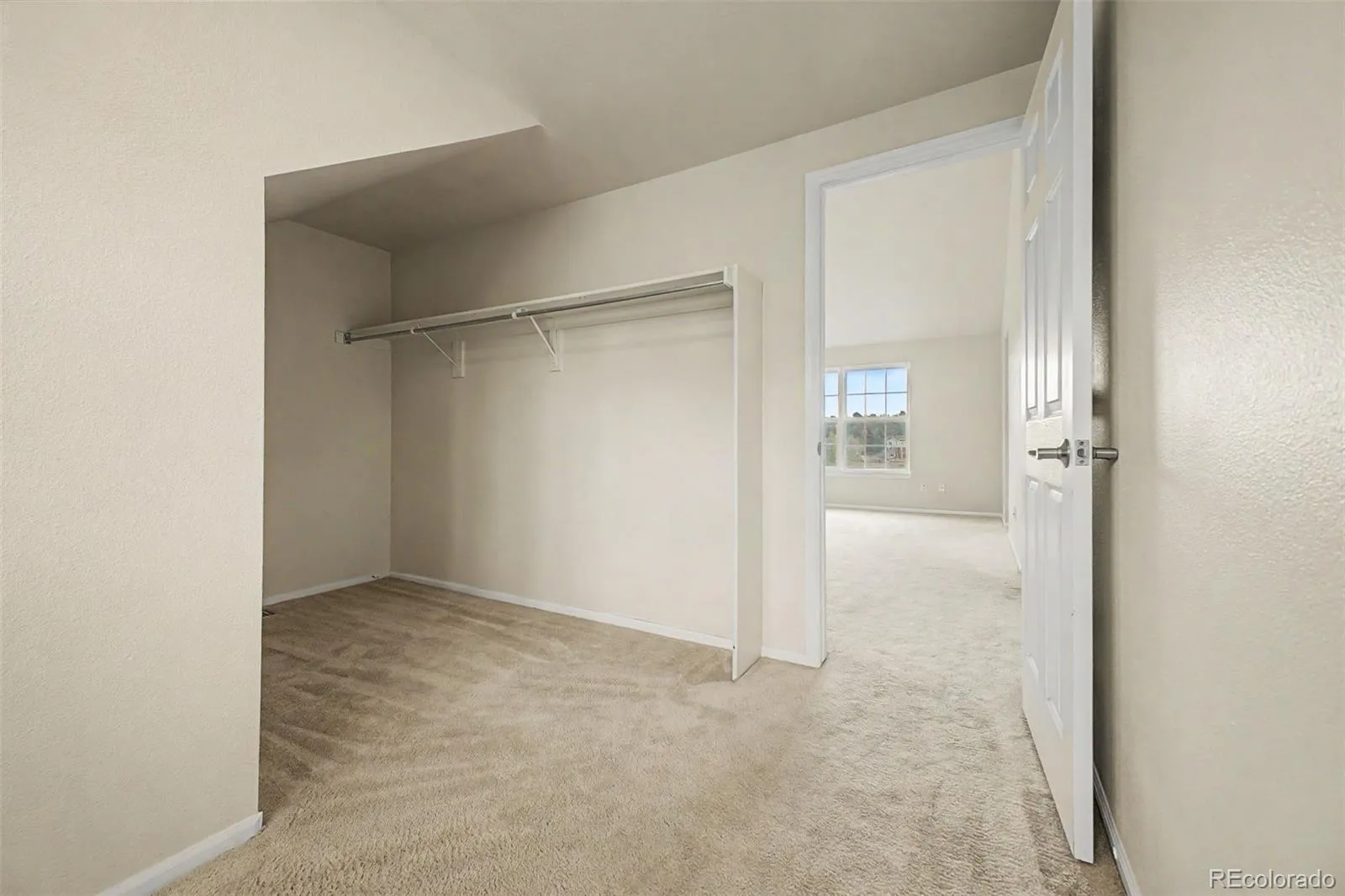 2225 Mountain Sage Drive Highlands Ranch CO 80126 MLS #REC2229500 05262026205135 1600 15