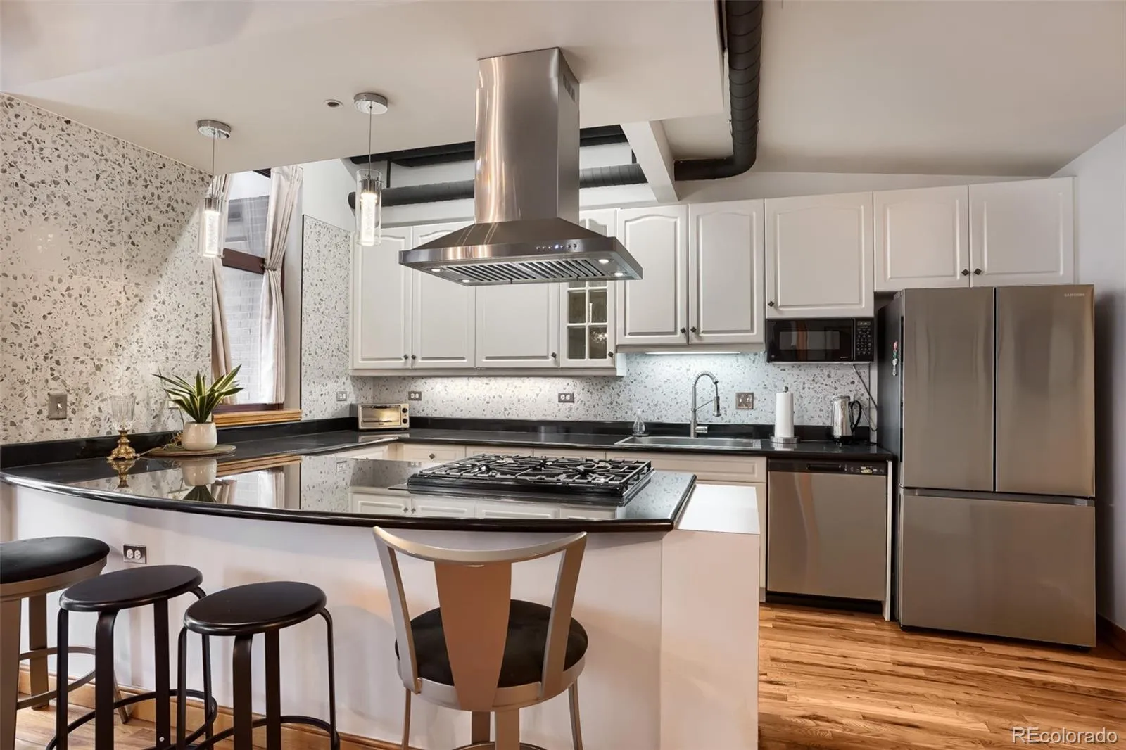 04142026222323 1600 7