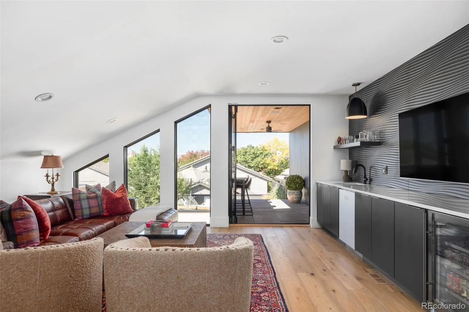 04082026145026 1600 18