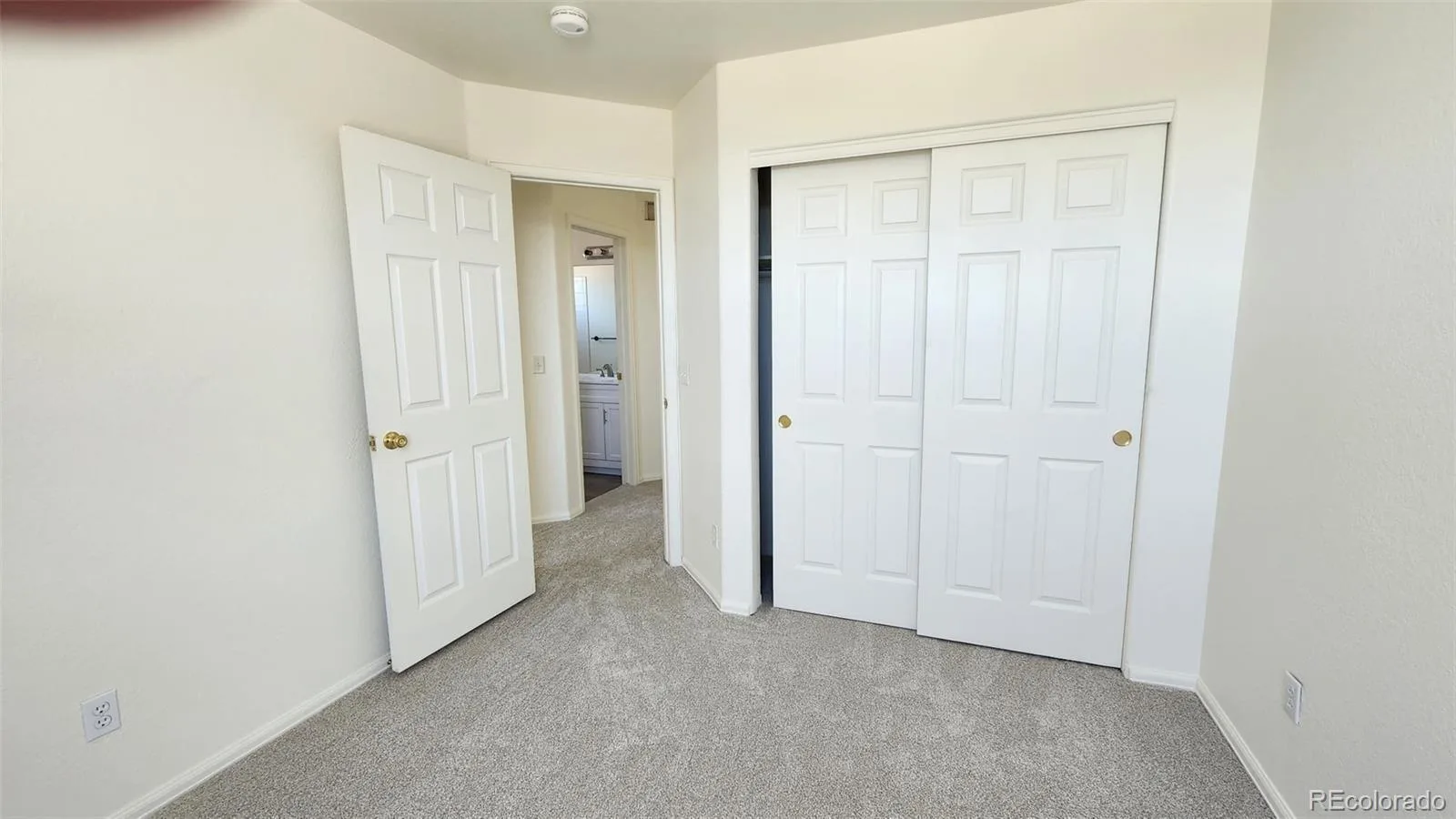 405 W 116th Avenue Northglenn CO 80234 MLS #REC2236640 06122026080801 1600 7