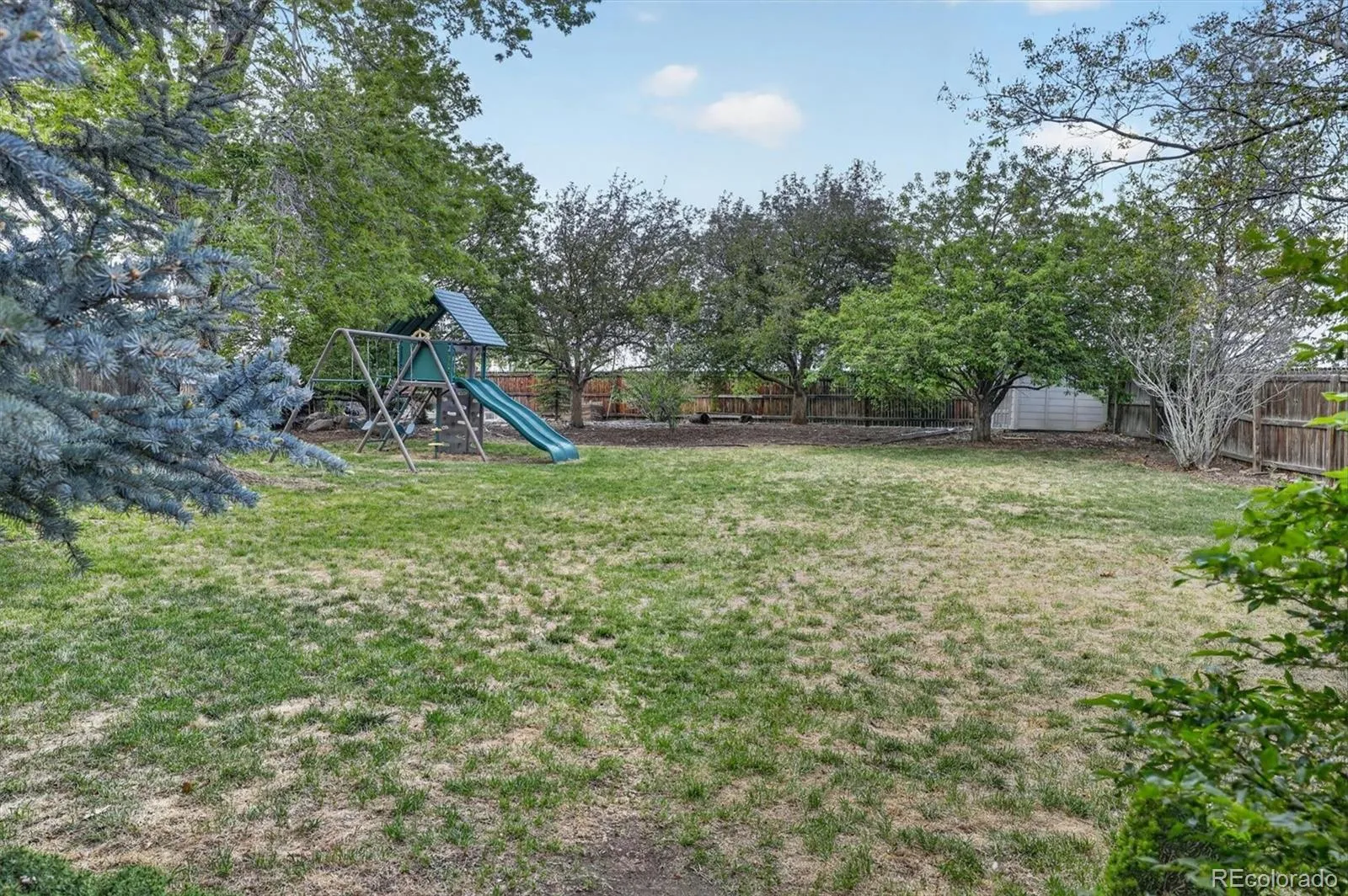 9771 W Unser Avenue Littleton CO 80128 MLS #REC2237134 05152026034343 1600 37