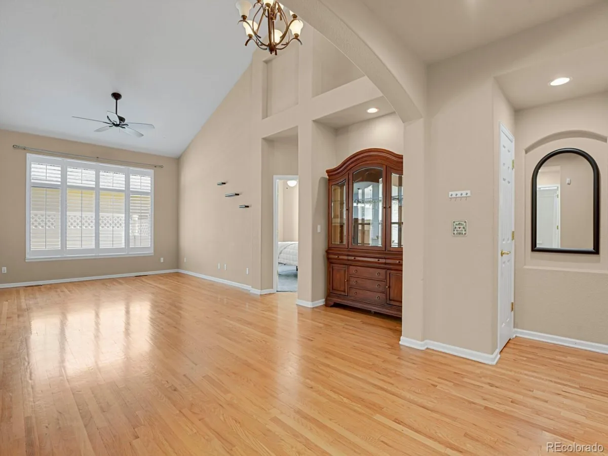 2668 S Troy Court Aurora CO 80014 | MLS #REC2239616 09242026080850 1200 11