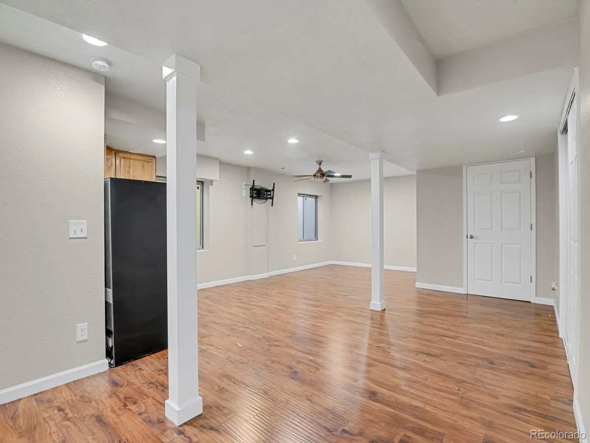 2668 S Troy Court Aurora CO 80014 | MLS #REC2239616 09242026080850 1200 26