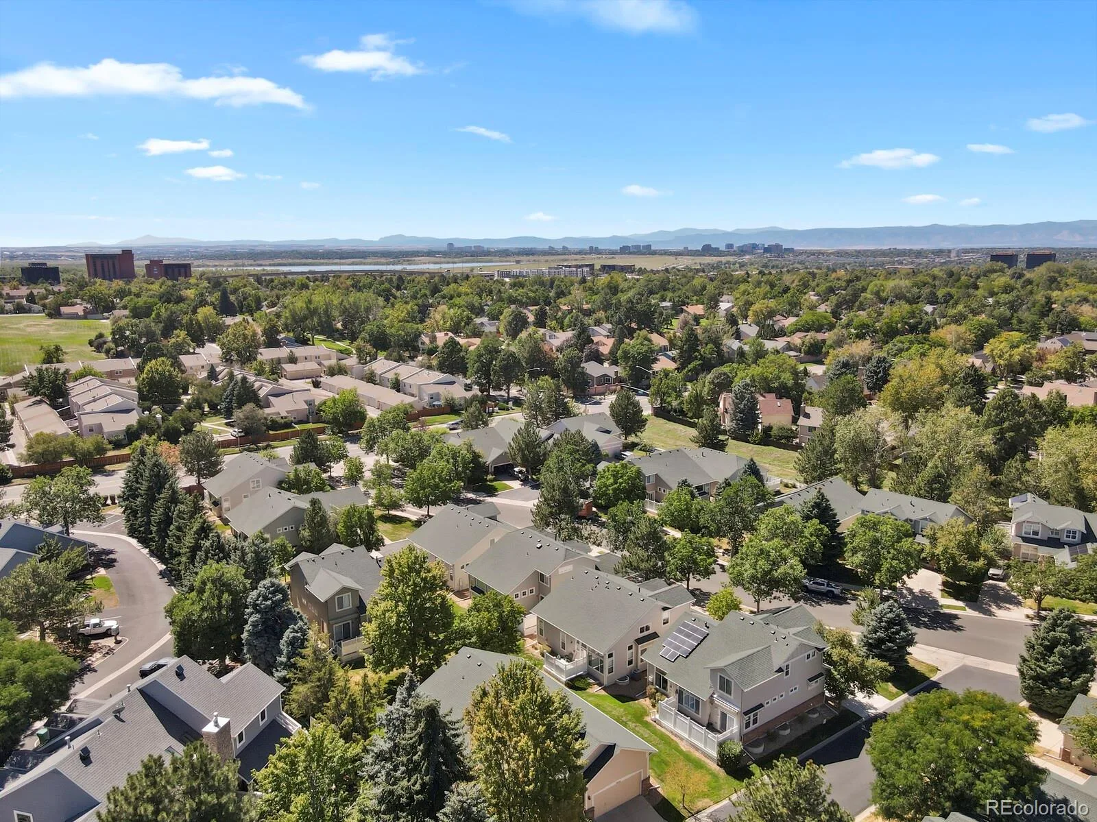 2668 S Troy Court Aurora CO 80014 | MLS #REC2239616 09242026080850 1600 43