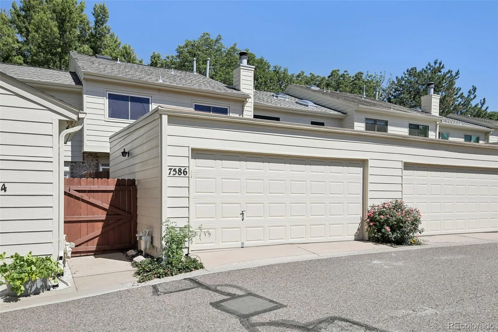 7586 S Cove Circle Centennial CO 80122 | MLS #REC2242708 08222026205921 1600 30
