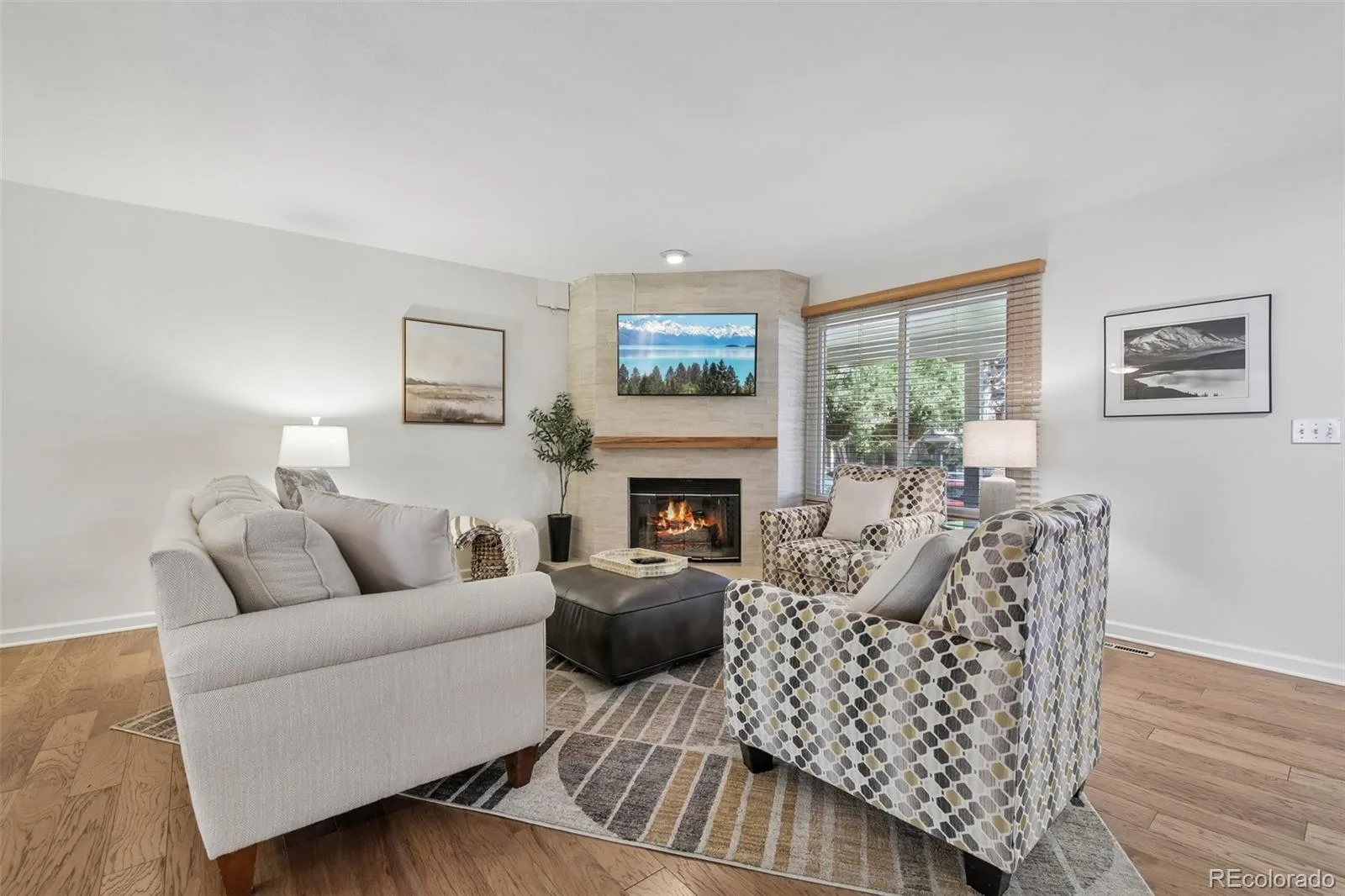 7586 S Cove Circle Centennial CO 80122 | MLS #REC2242708 08222026205921 1600 4