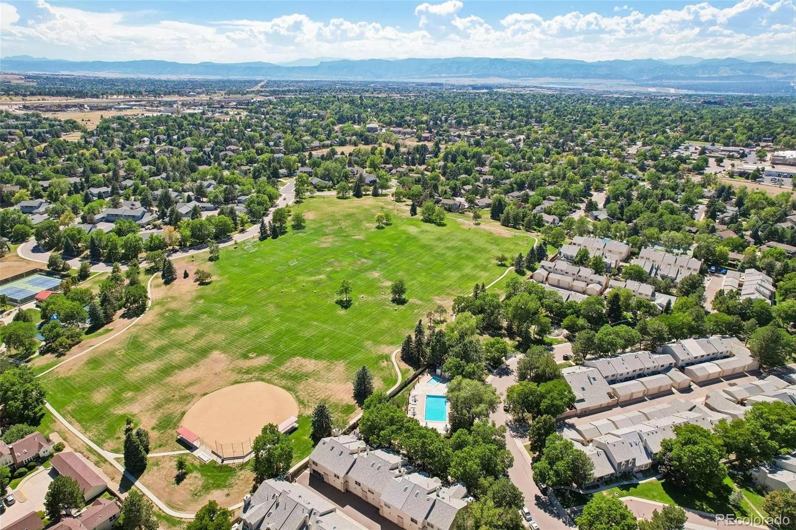 7586 S Cove Circle Centennial CO 80122 | MLS #REC2242708 08222026205921 1600 41