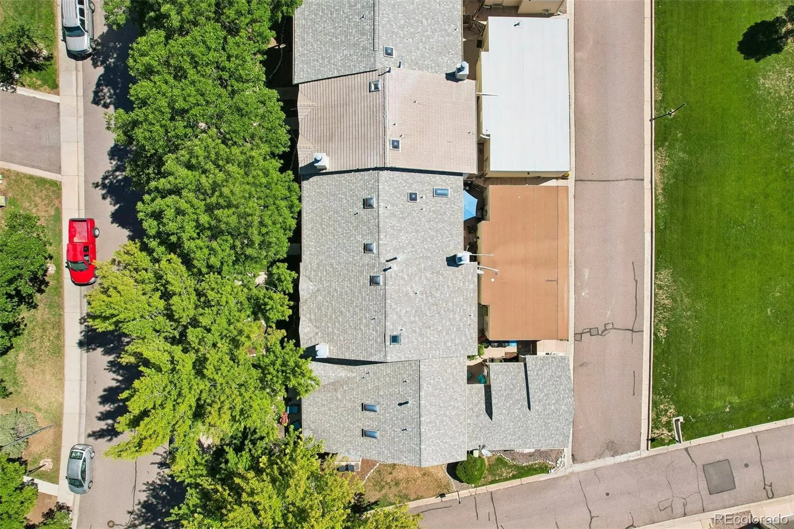 7586 S Cove Circle Centennial CO 80122 | MLS #REC2242708 08222026205921 1600 43