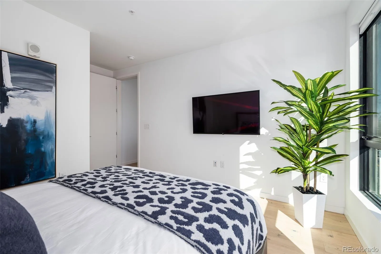 1735 Central Street #212 Denver CO 80211 MLS #REC2243979 07172026160916 1600 20