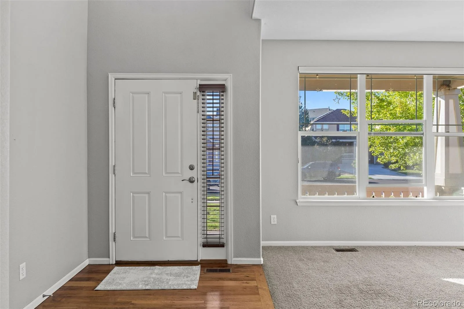 5365 S Haleyville Way Aurora CO 80016 | MLS #REC2244982 09232026095612 1600 1