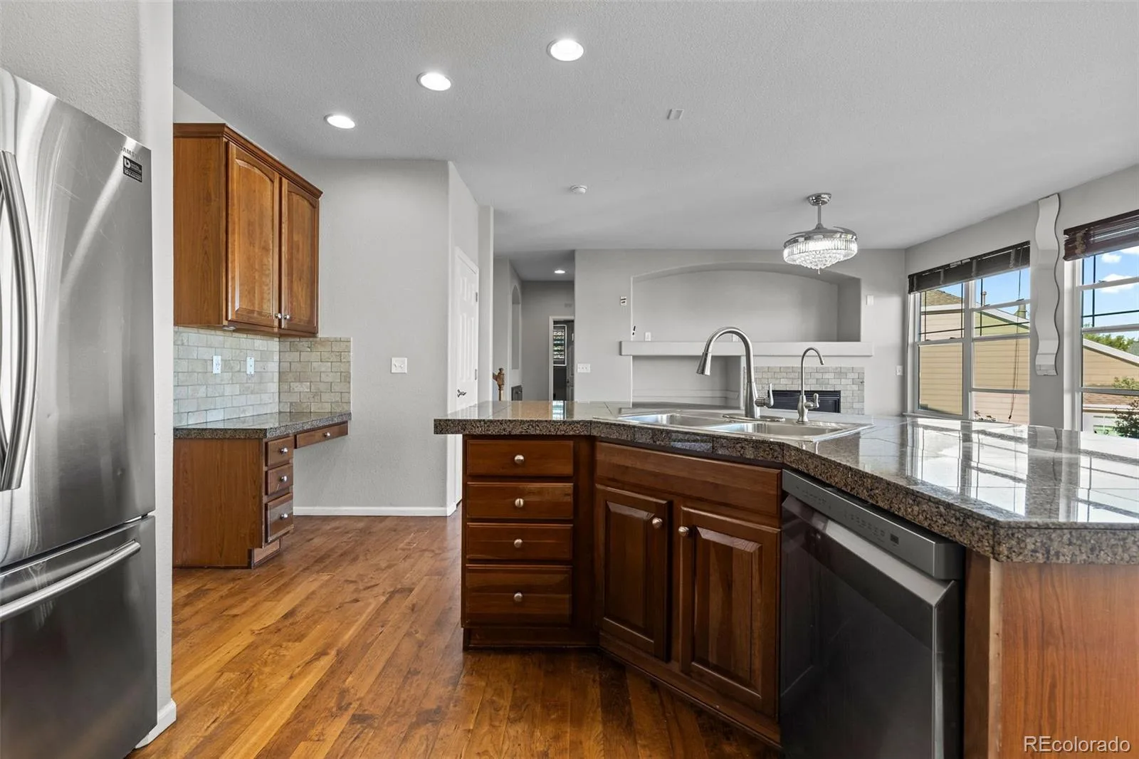 5365 S Haleyville Way Aurora CO 80016 | MLS #REC2244982 09232026095612 1600 14