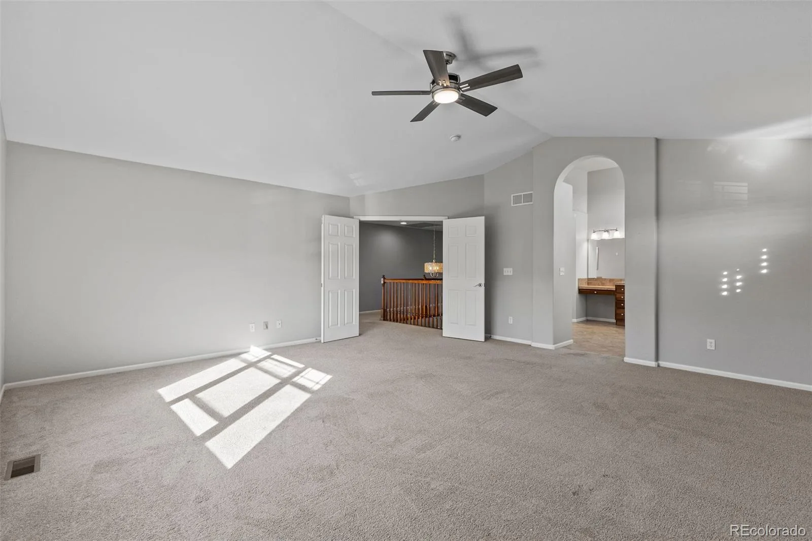 5365 S Haleyville Way Aurora CO 80016 | MLS #REC2244982 09232026095612 1600 18