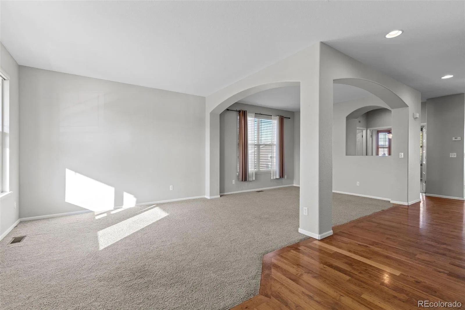 5365 S Haleyville Way Aurora CO 80016 | MLS #REC2244982 09232026095612 1600 2