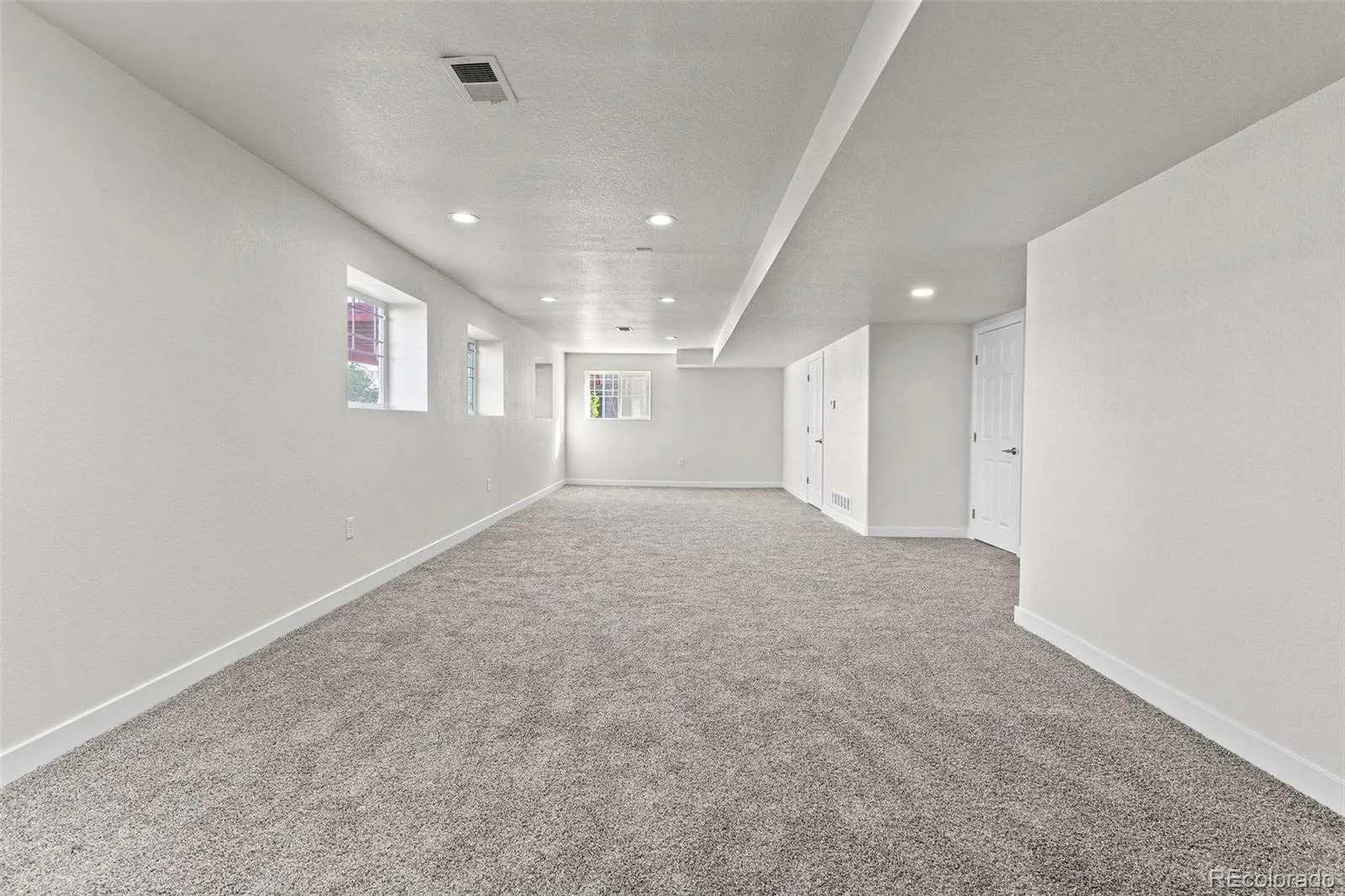 5365 S Haleyville Way Aurora CO 80016 | MLS #REC2244982 09232026095612 1600 35