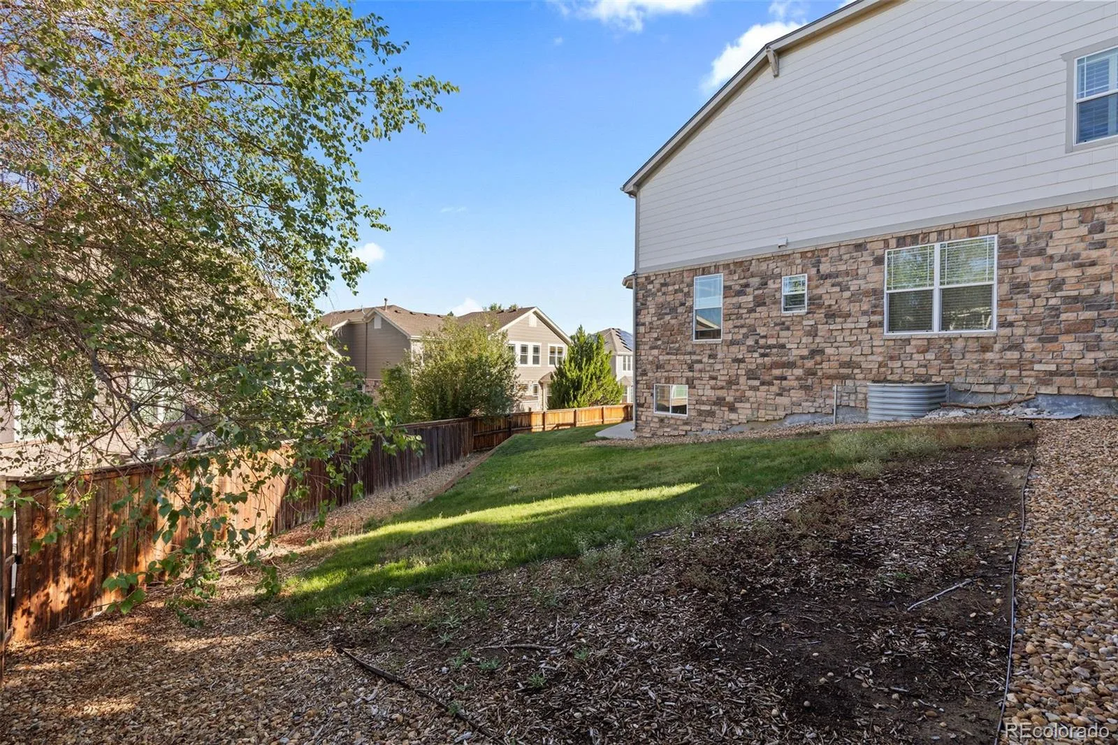 5365 S Haleyville Way Aurora CO 80016 | MLS #REC2244982 09232026095612 1600 41