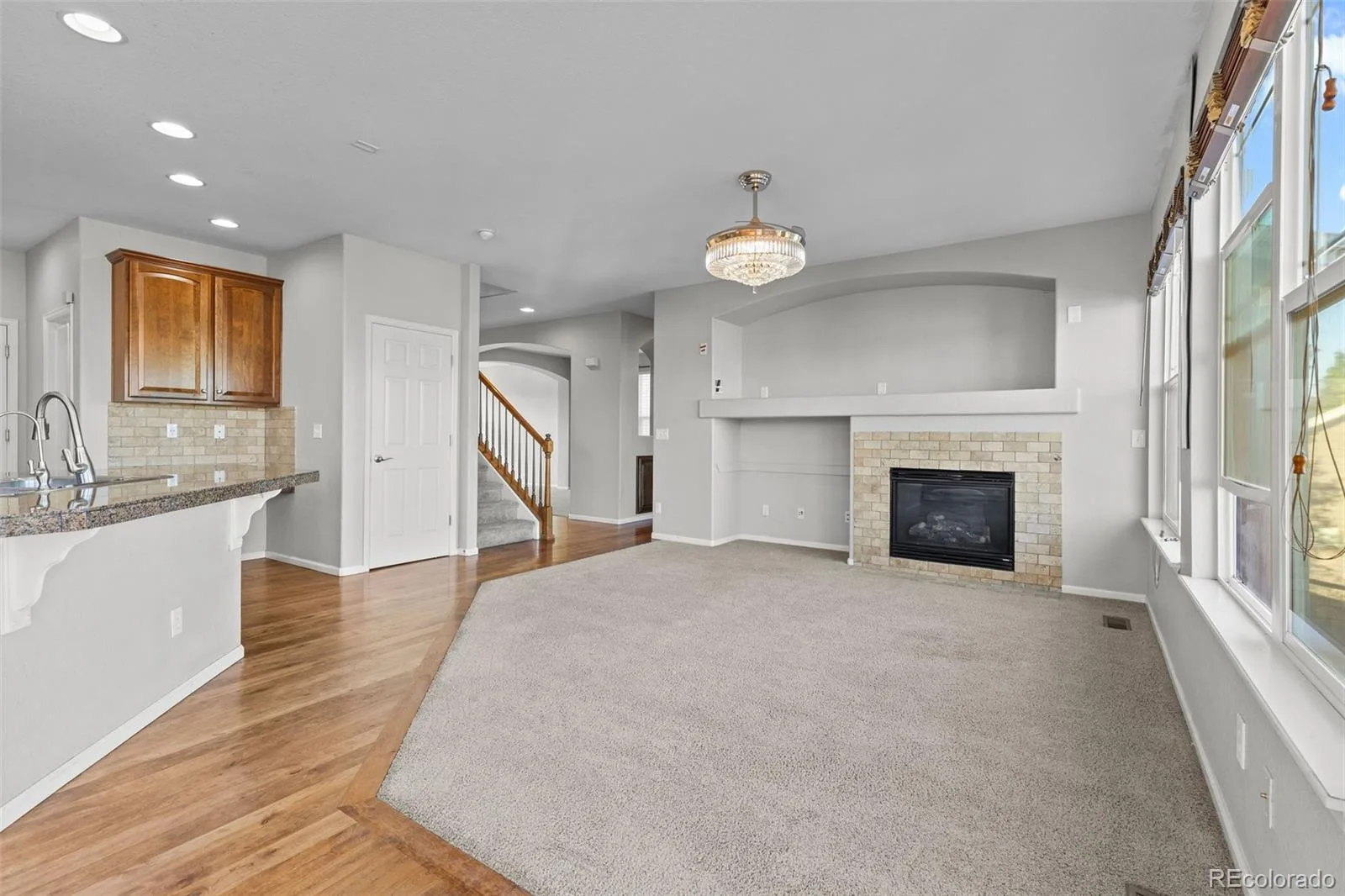 5365 S Haleyville Way Aurora CO 80016 | MLS #REC2244982 09232026095612 1600 9