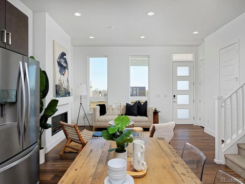 3277 W Frances Walsh Place Denver CO 80236 | MLS #REC2246064 06242026223733 800 6
