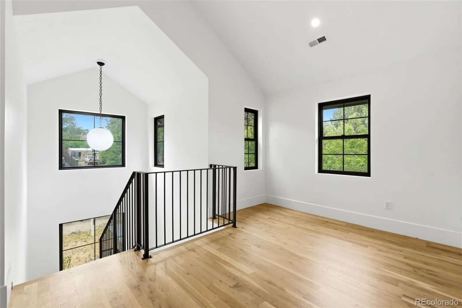 5536 W 27th Avenue Wheat Ridge CO 80214 MLS #REC2246906 06232026175959 1600 33