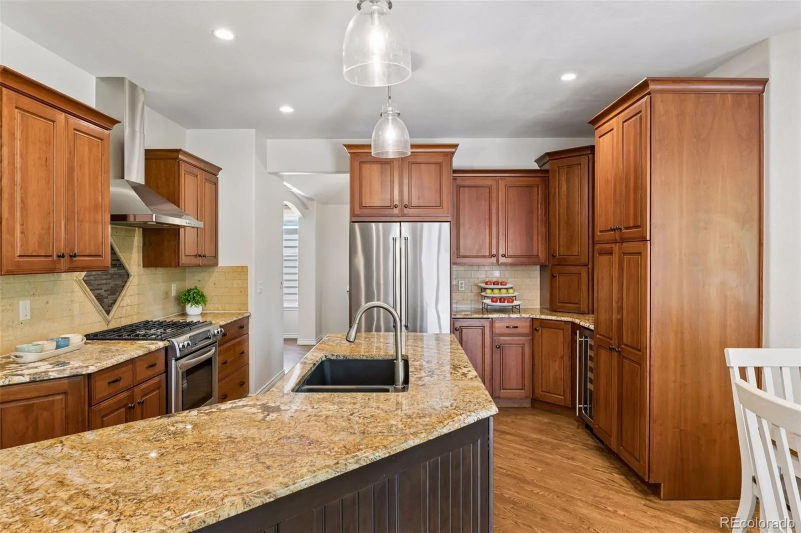 2952 Clairton Drive Littleton CO 80126 MLS #REC2247739 06192026035333 1600 15