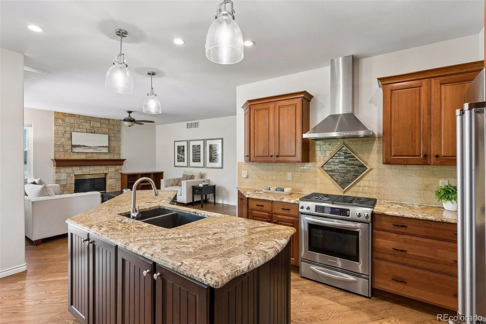 2952 Clairton Drive Littleton CO 80126 MLS #REC2247739 06192026035333 1600 18