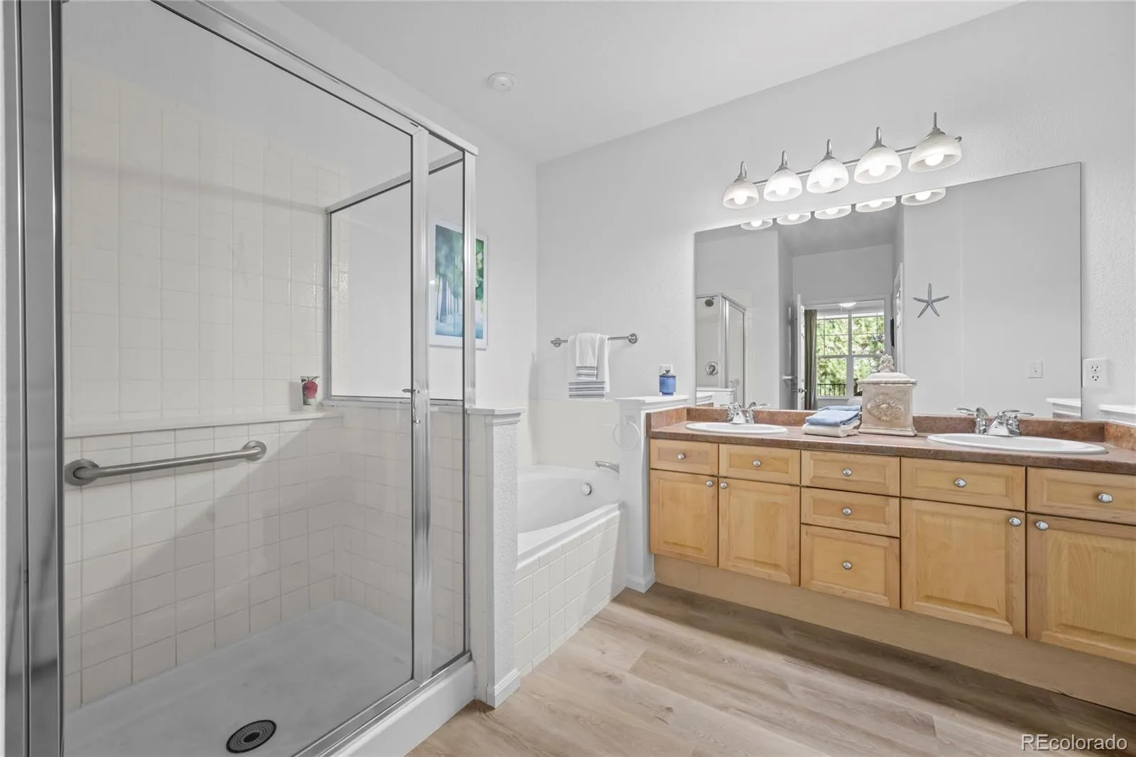 2210 S Vaughn Way #101 Aurora CO 80014 | MLS #REC2251831 08122026042451 1600 19