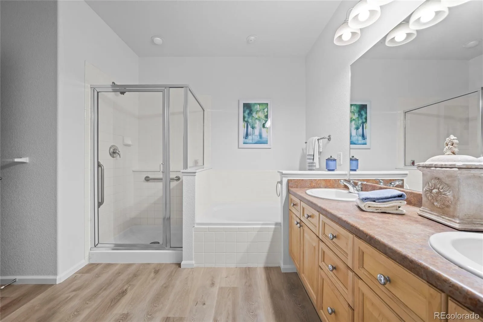 2210 S Vaughn Way #101 Aurora CO 80014 | MLS #REC2251831 08122026042451 1600 21