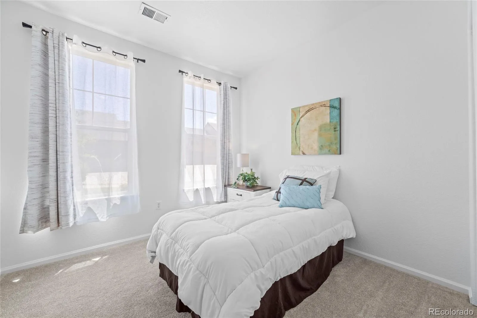 2210 S Vaughn Way #101 Aurora CO 80014 | MLS #REC2251831 08122026042451 1600 23
