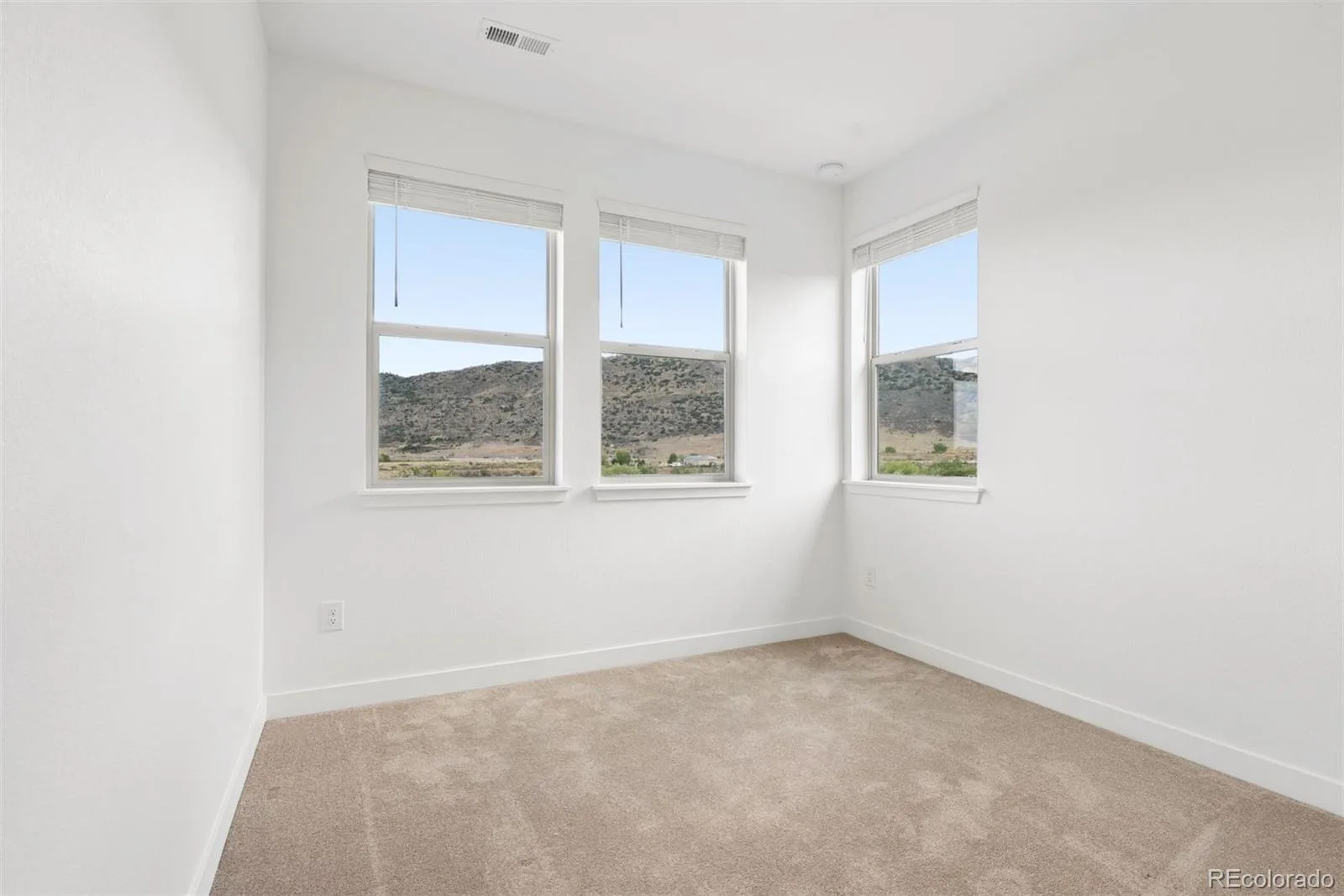 15626 W Girard Avenue Morrison CO 80465 | MLS #REC2252143 08252026153147 1600 29