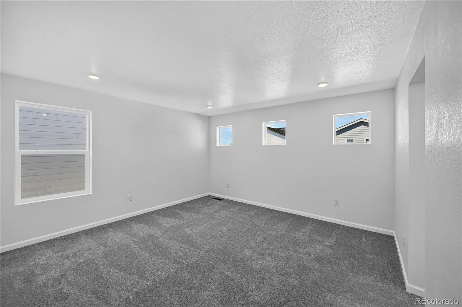 2089 Barnwood Drive Brighton CO 80601 | MLS #REC2257337 06262026221806 1600 18