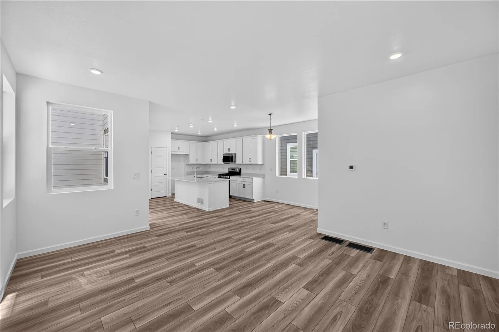 2089 Barnwood Drive Brighton CO 80601 | MLS #REC2257337 06262026221806 1600 9