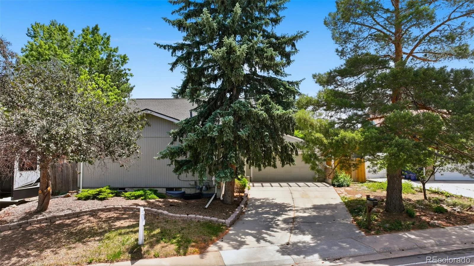 5830 W 73rd Avenue Arvada CO 80003 MLS #REC2258005 06102026185223 1600 38