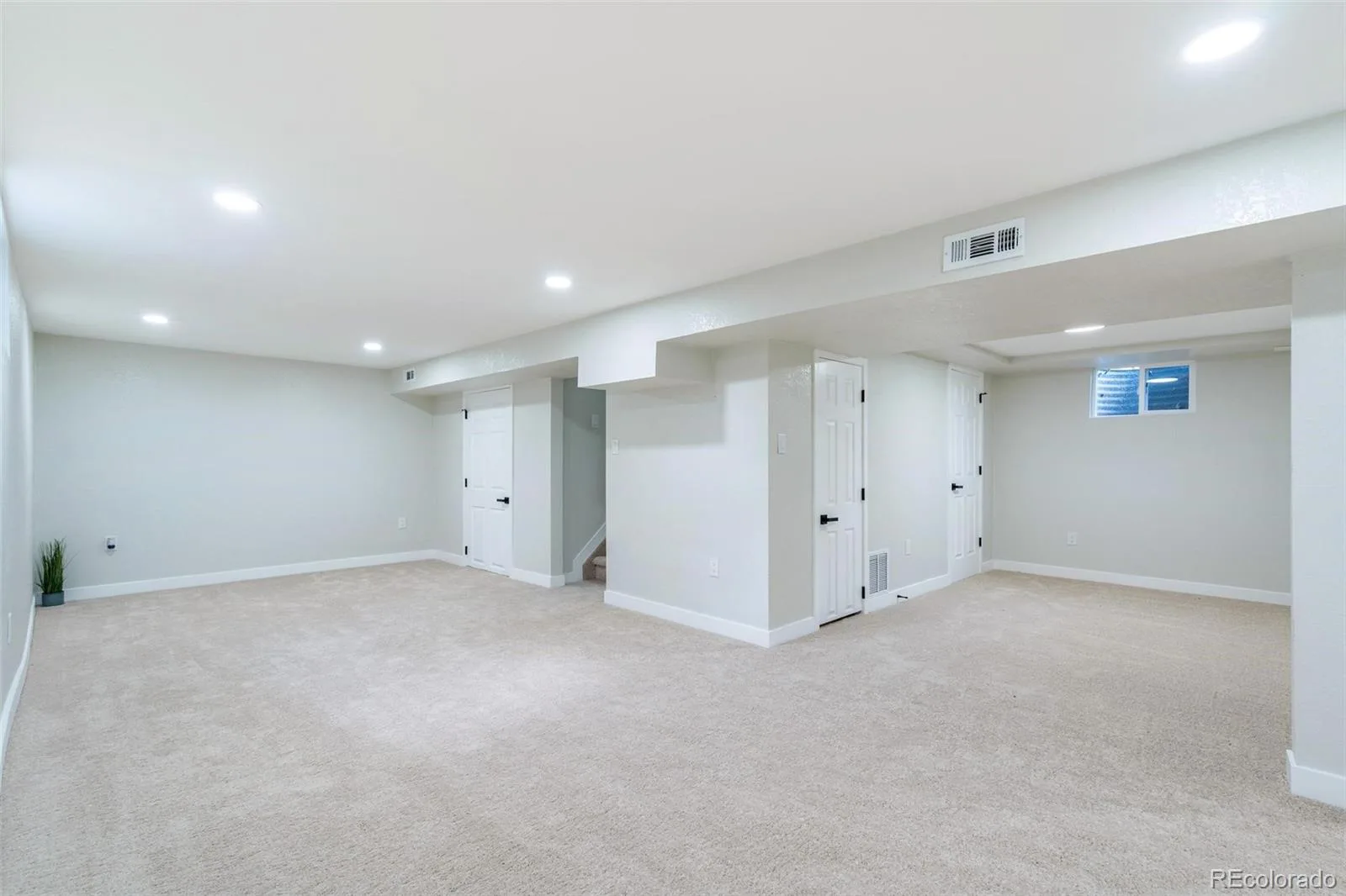 562 Lima Street Aurora CO 80010 MLS #REC2258129 07052026111229 1600 16