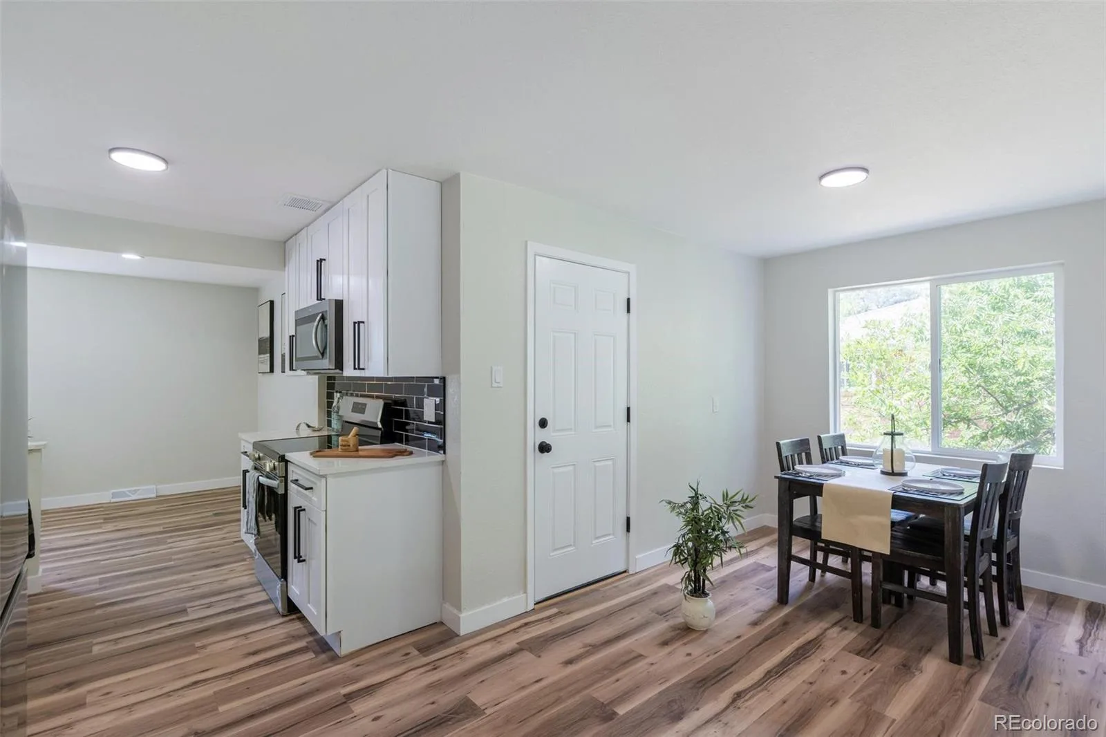 562 Lima Street Aurora CO 80010 MLS #REC2258129 07052026111229 1600 6
