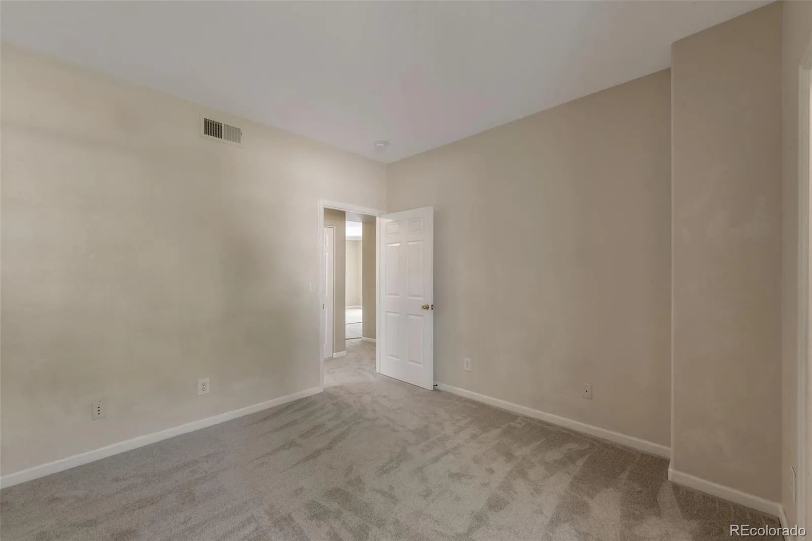 1161 S Alton Street #A #4 Denver CO 80247 MLS #REC2258190 07192026034421 1600 17