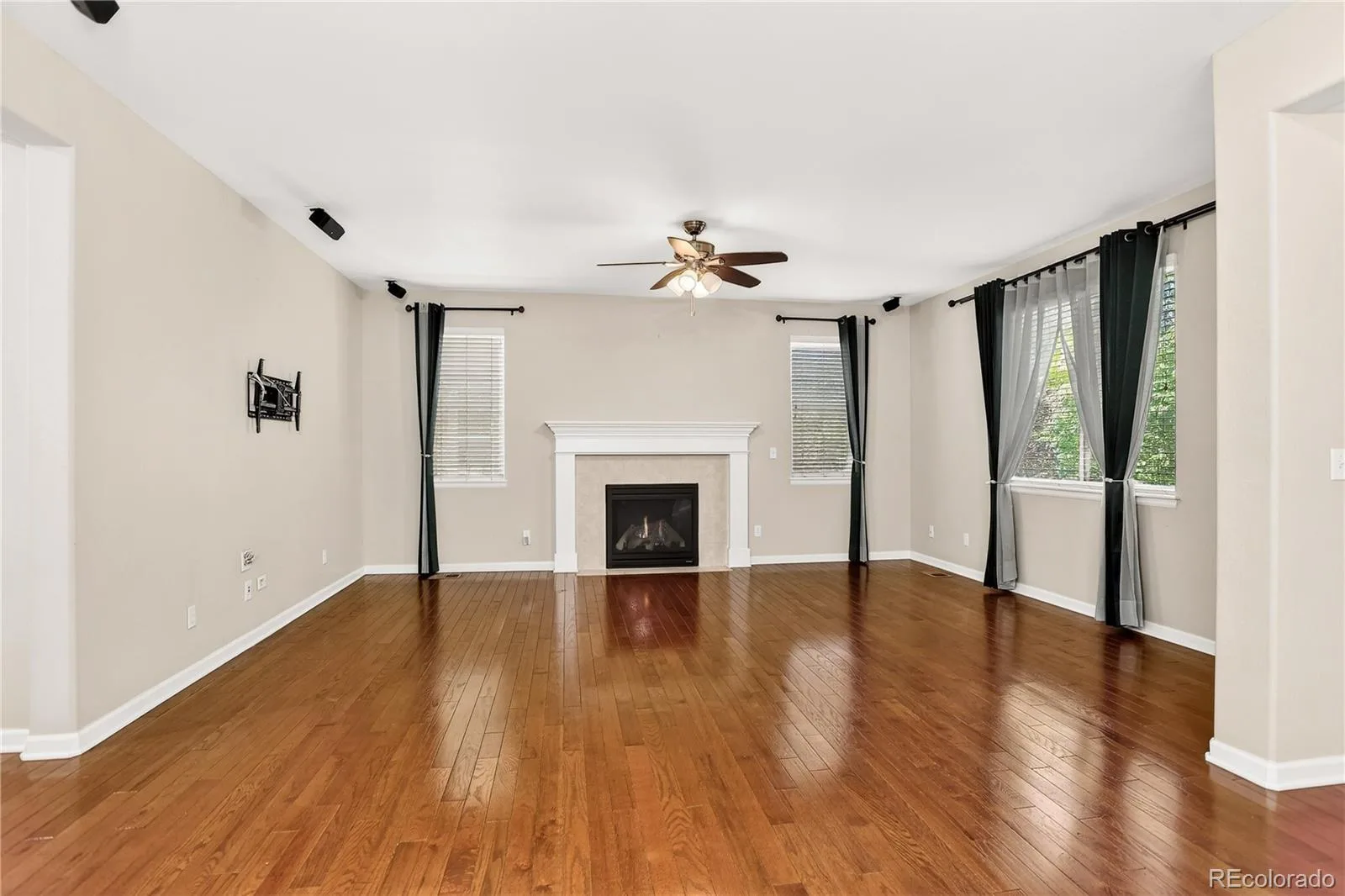 10768 Hillsboro Street Parker CO 80134 MLS #REC2258741 06142026101707 1600 1