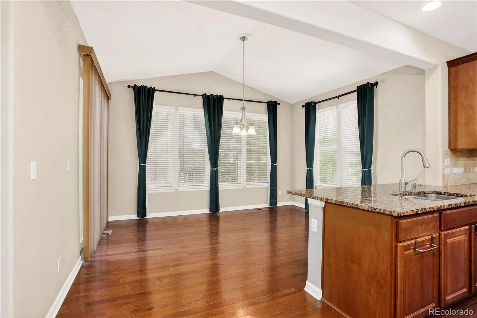 10768 Hillsboro Street Parker CO 80134 MLS #REC2258741 06142026101707 1600 13